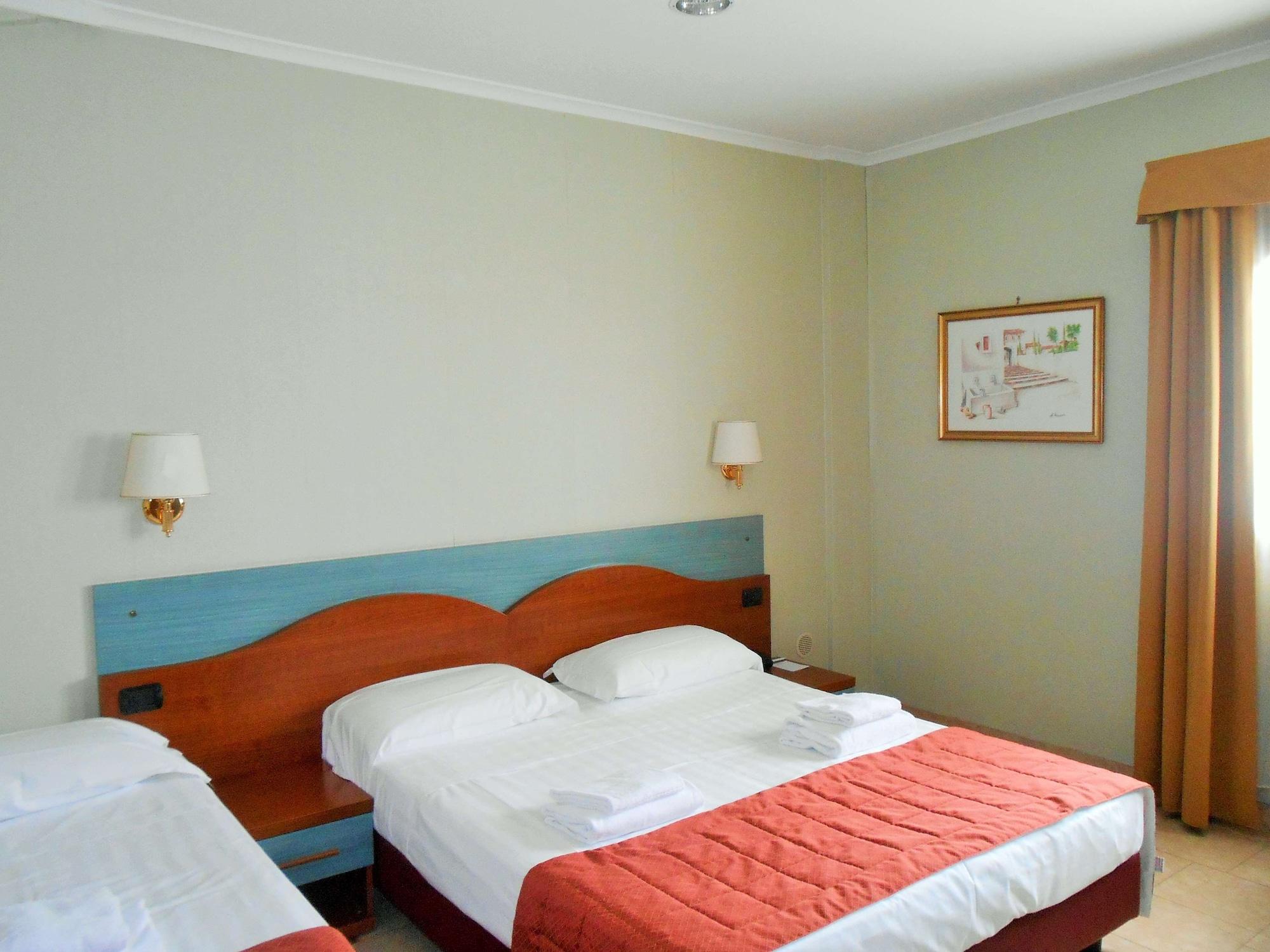 Riviera Hotel Fiumicino