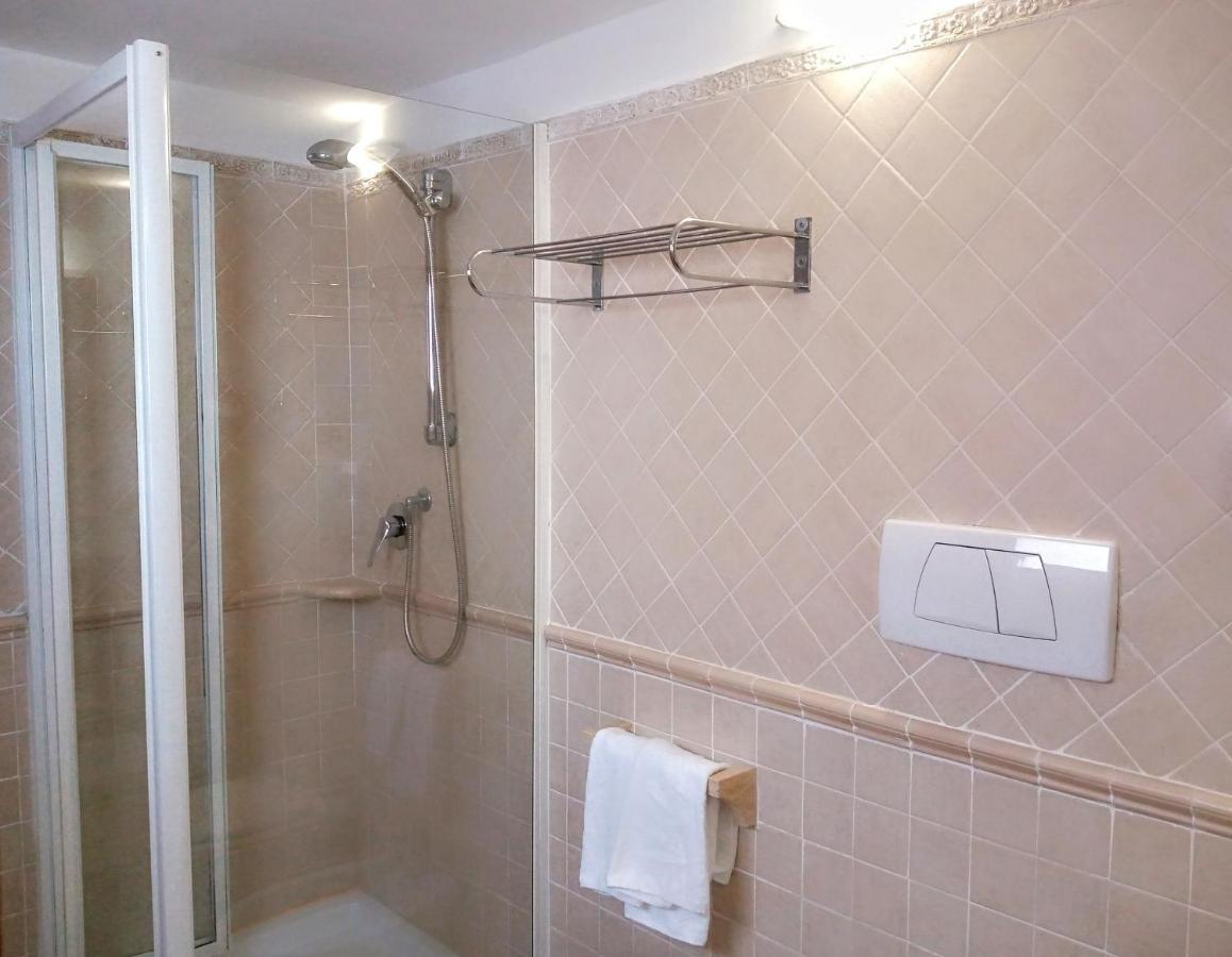 Riviera Hotel 3*